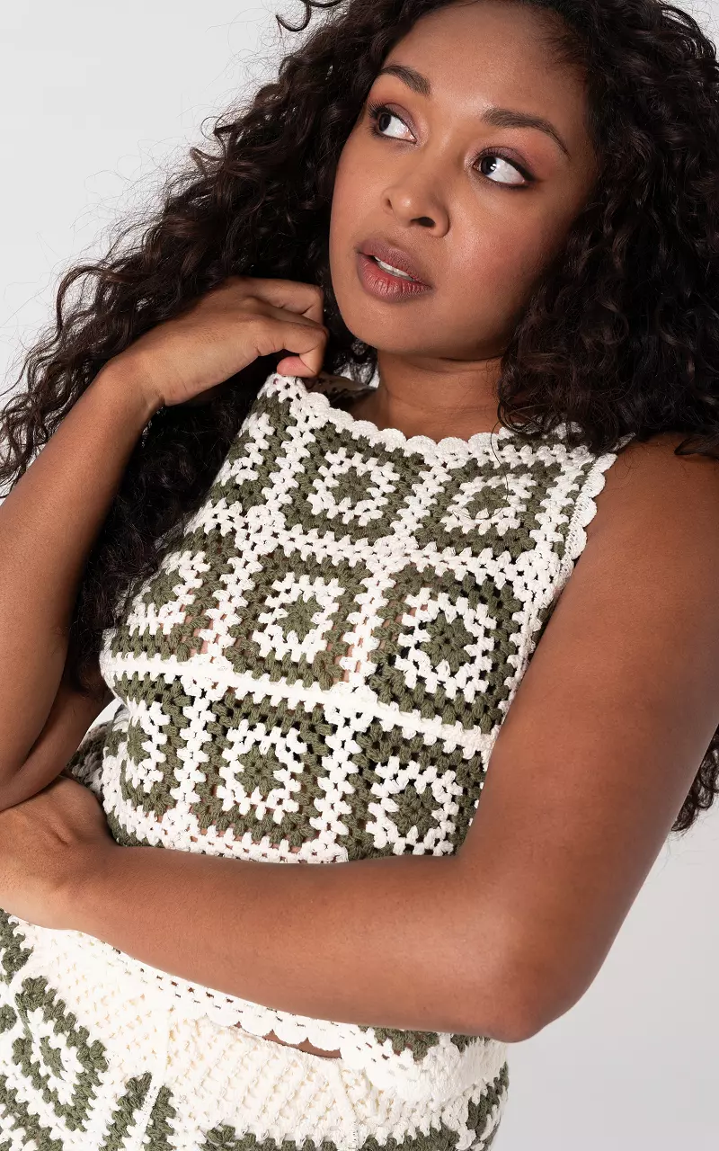 Crocheted top White Green