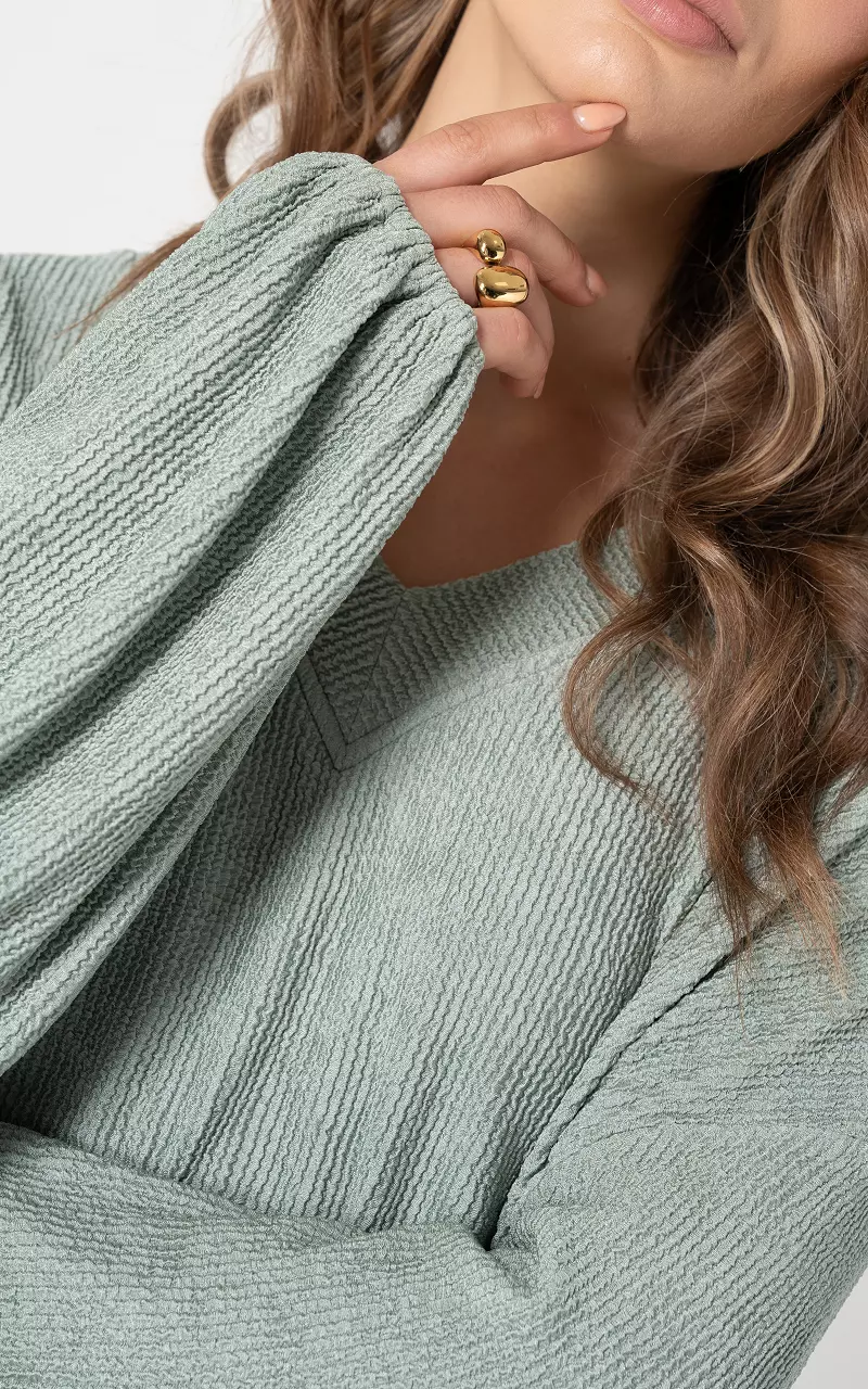 Top with v-neck Mint