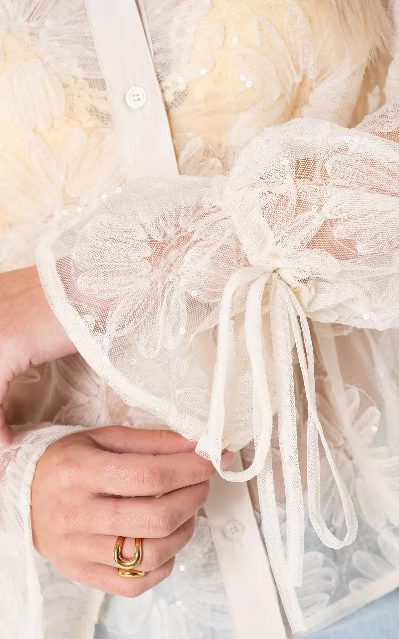 Blouse with sequins Cream
