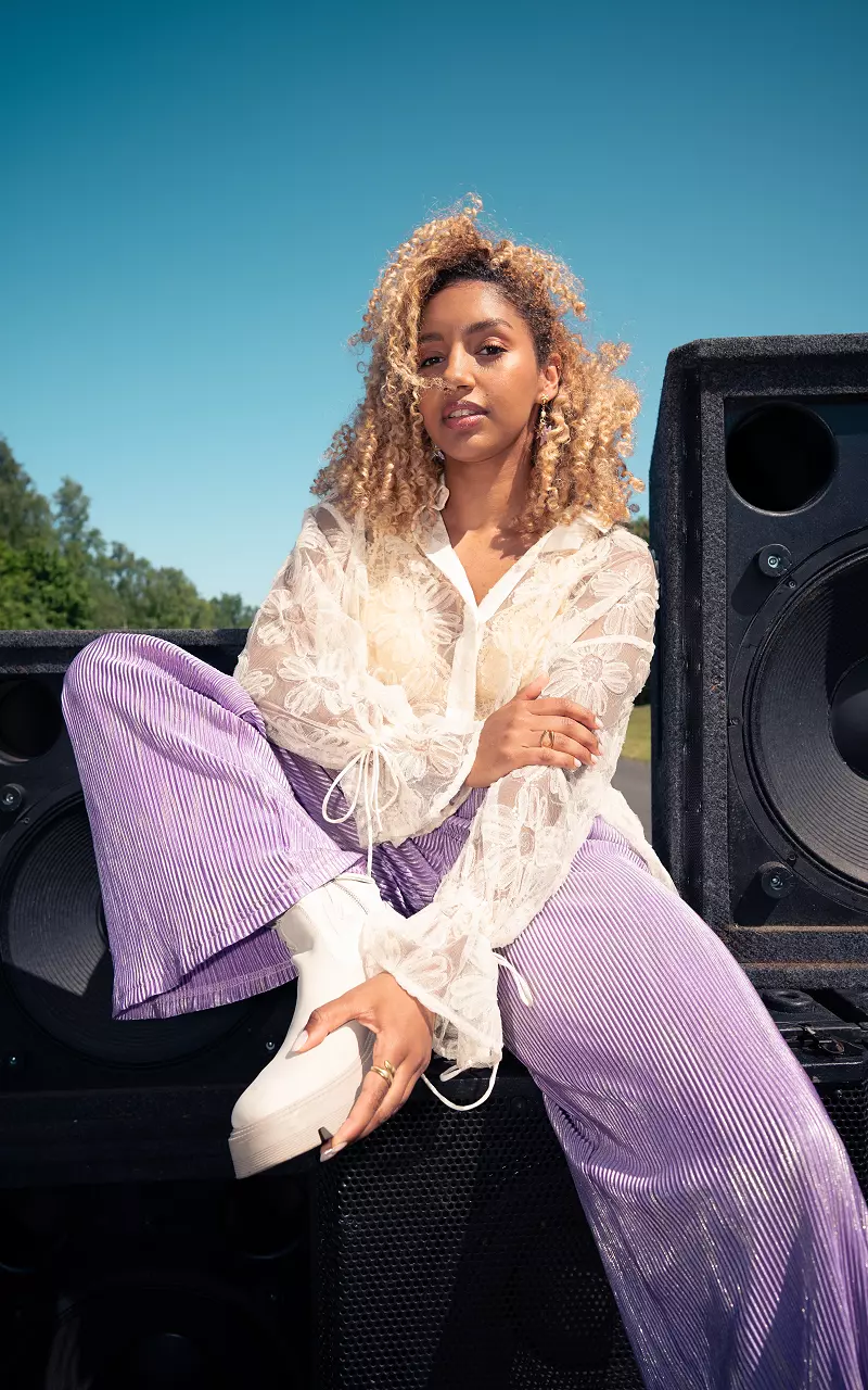 Blouse with sequins Cream