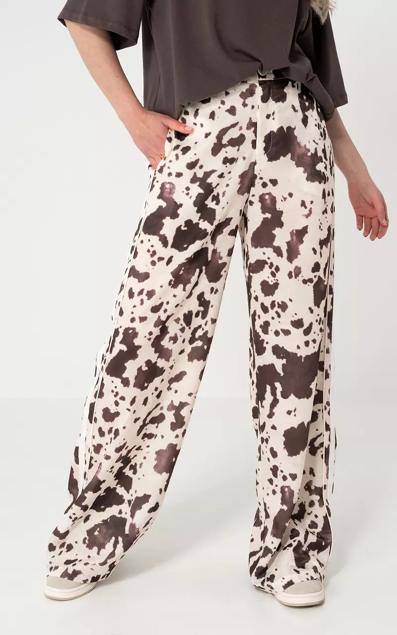 Wide Leg Hose mit Kuhmuster Weiß Braun