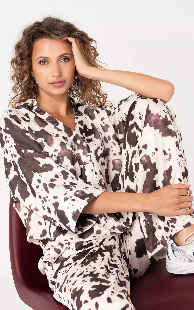 Blouse with buttons White Dark Brown