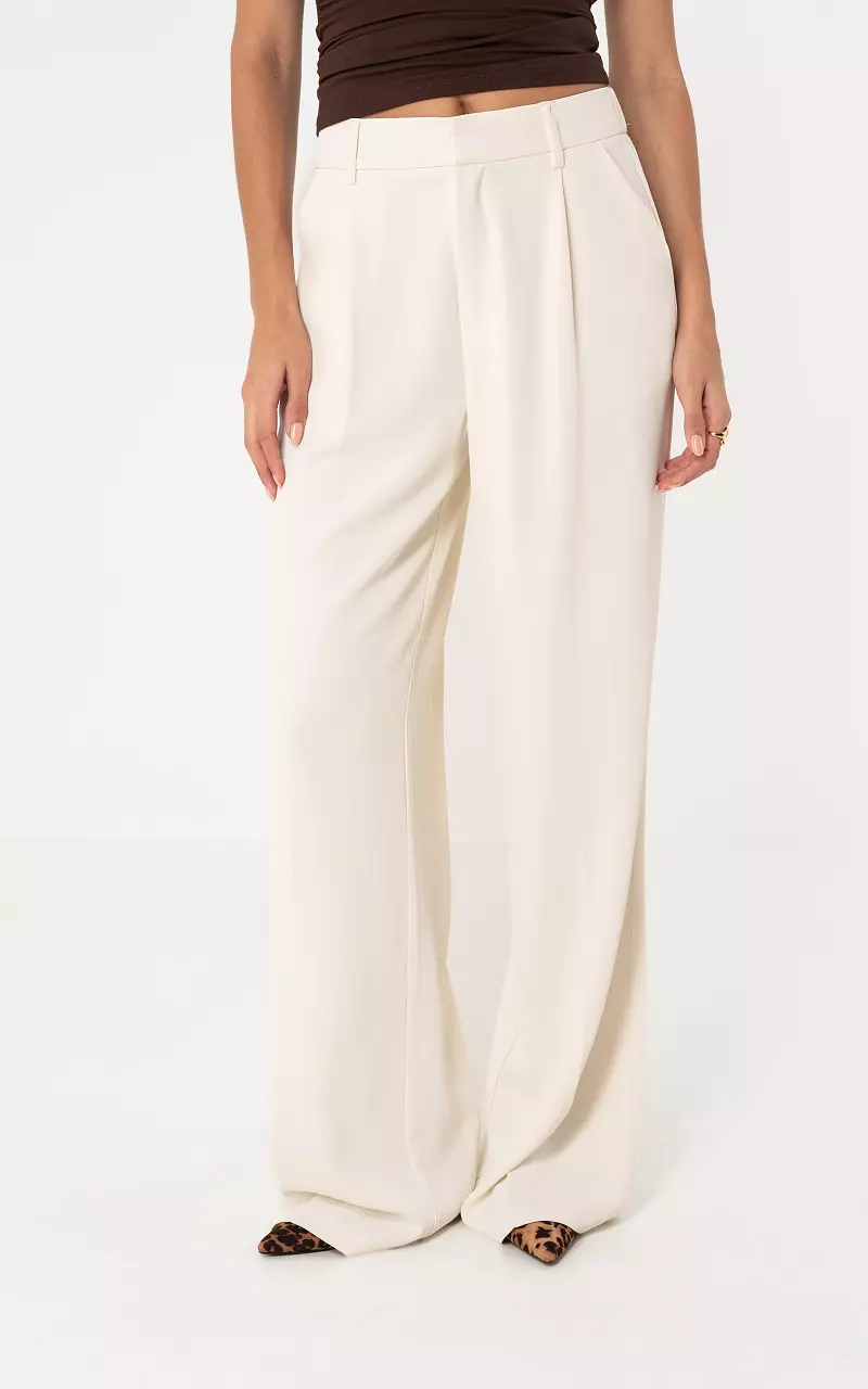 Straight fit trousers Cream