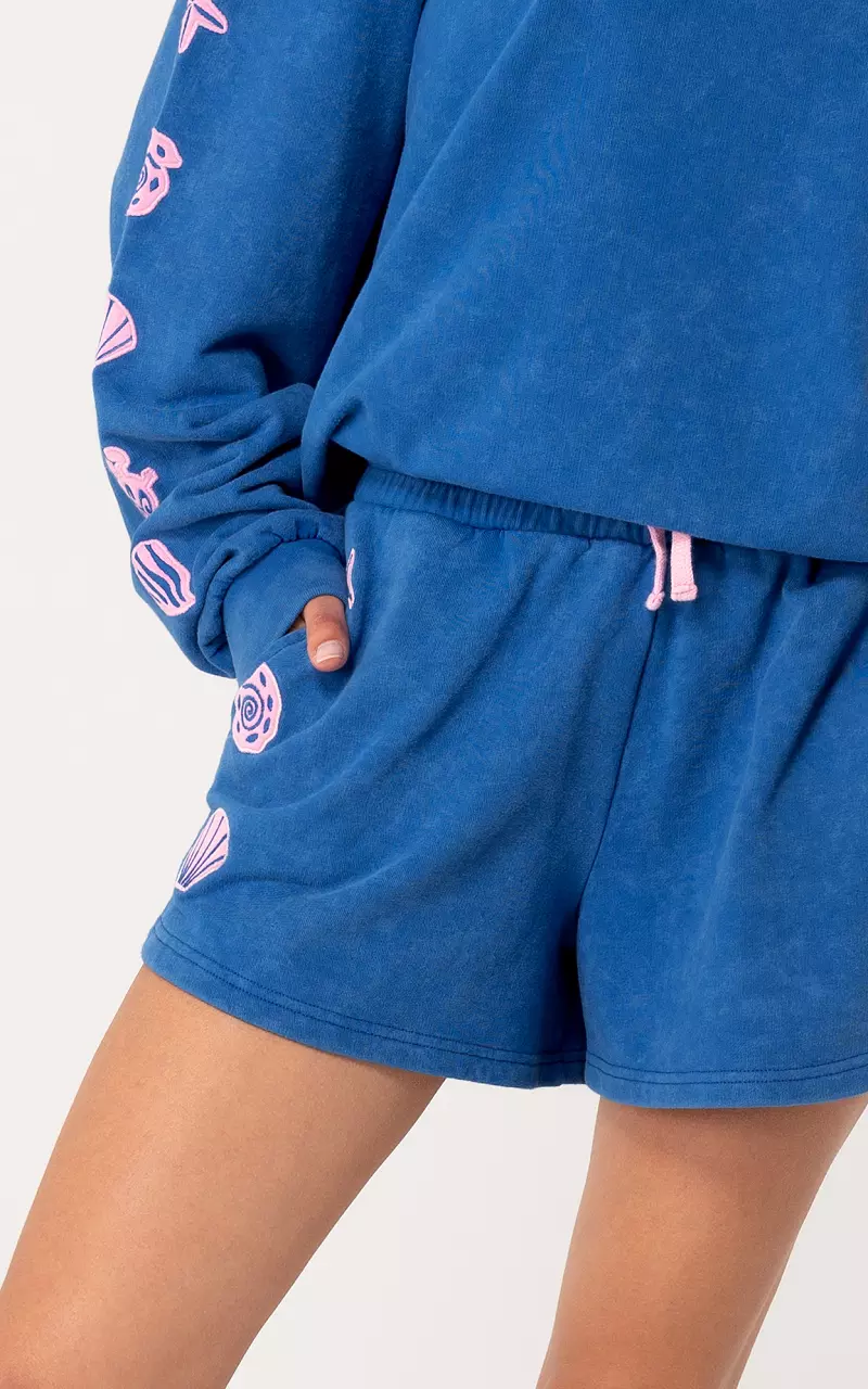 Shorts with embroidered print Blue