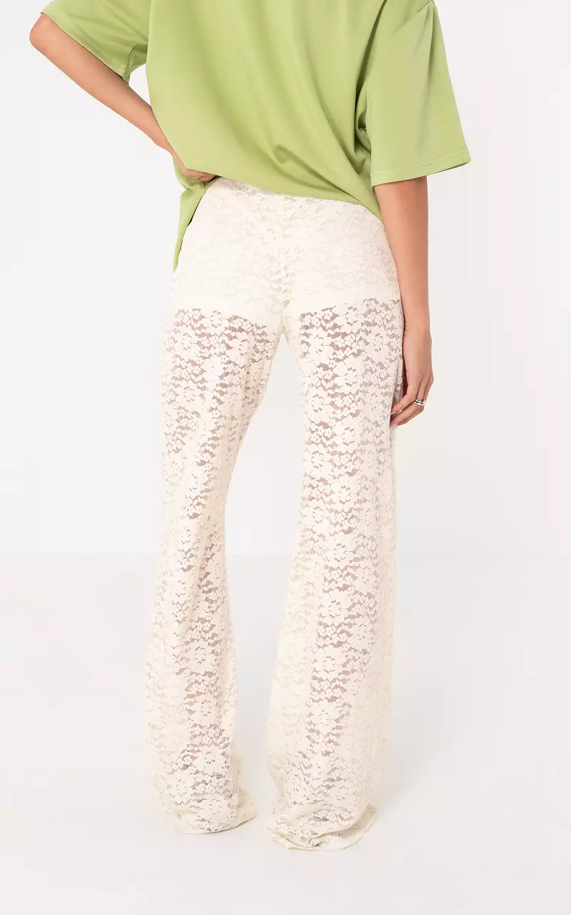 Spitzenhose Creme