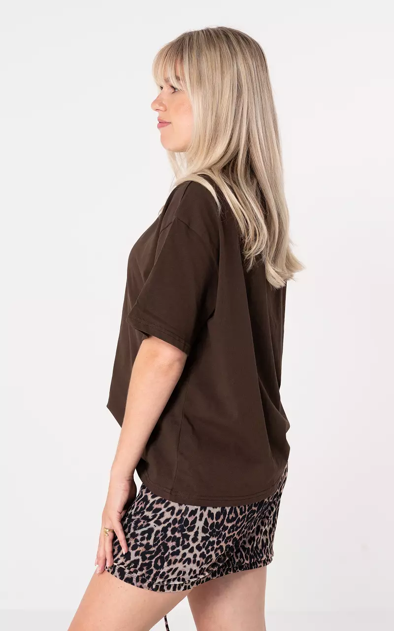 Basic t-shirt with round neck Dark Brown
