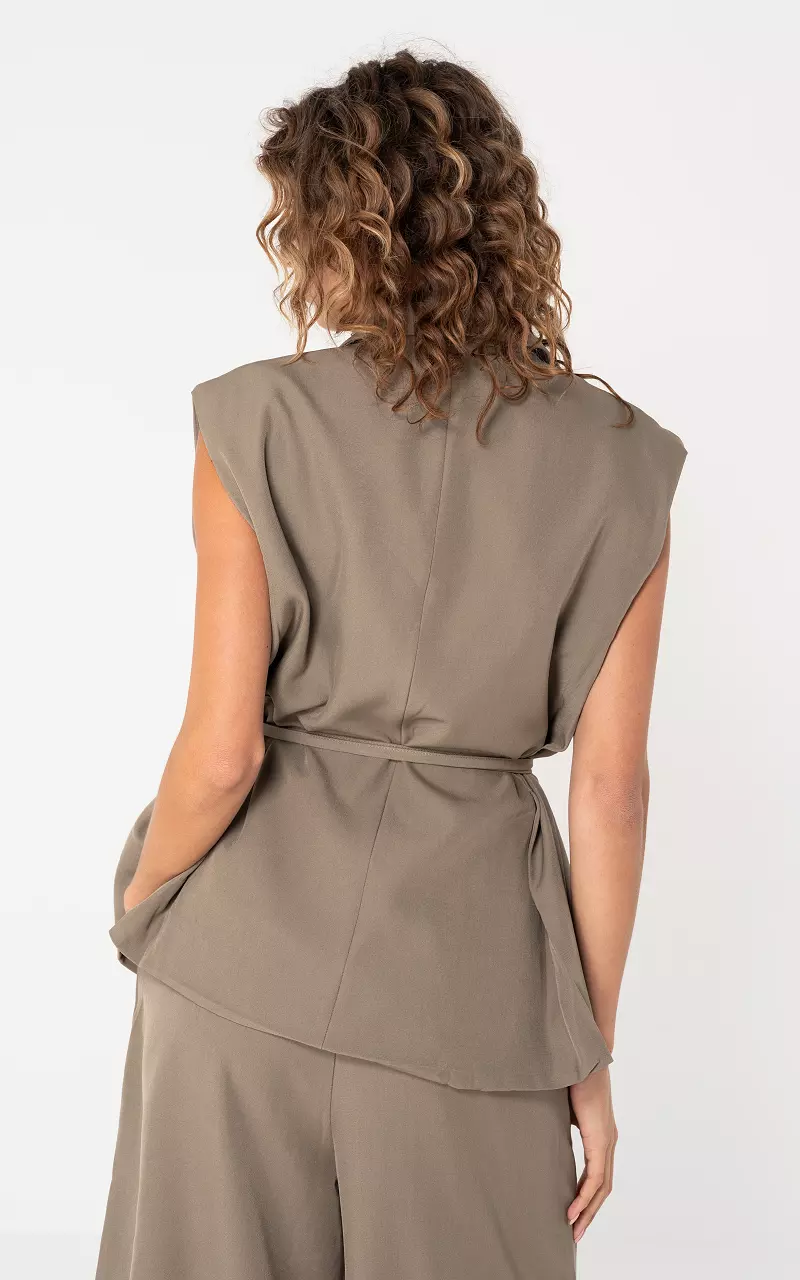 Vest with button Beige