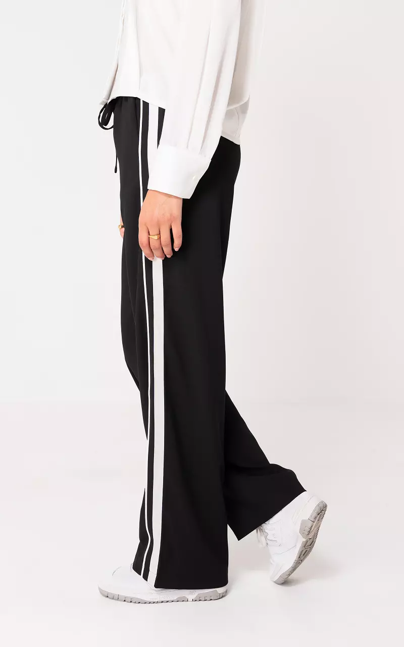 Pants with stripe Black White