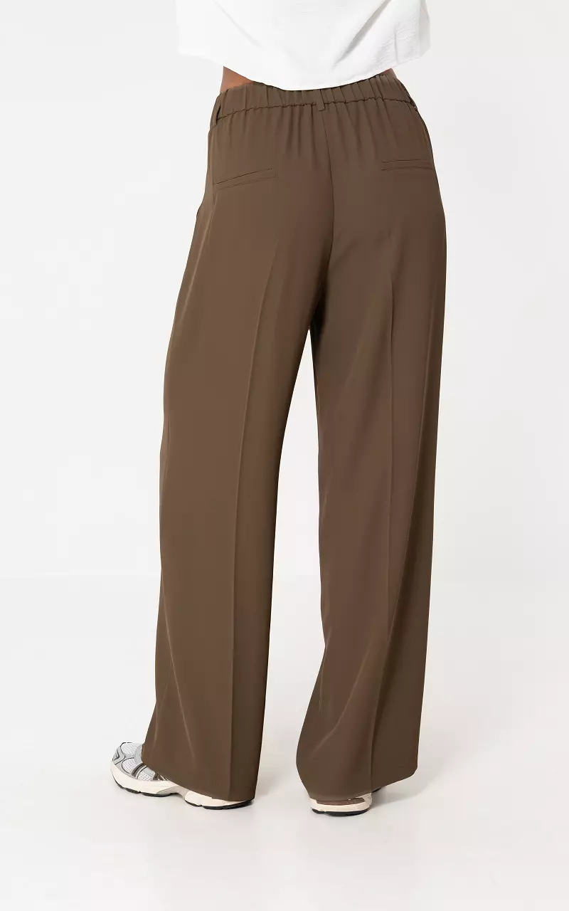 Straight fit trousers Brown