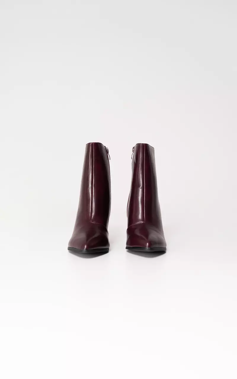 Ankle boot with heel Bordeaux