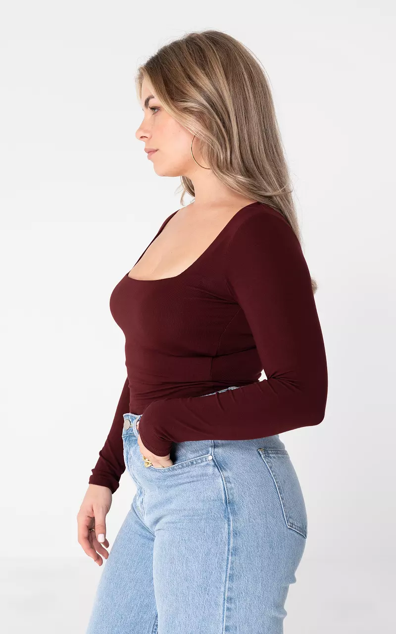 Top with square neck Bordeaux