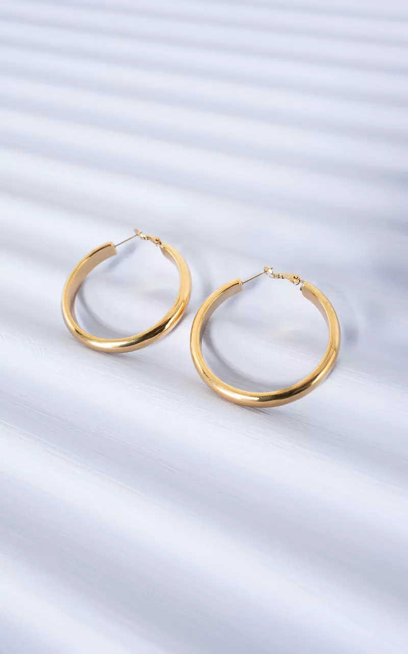 Gesloten oorbellen Goud