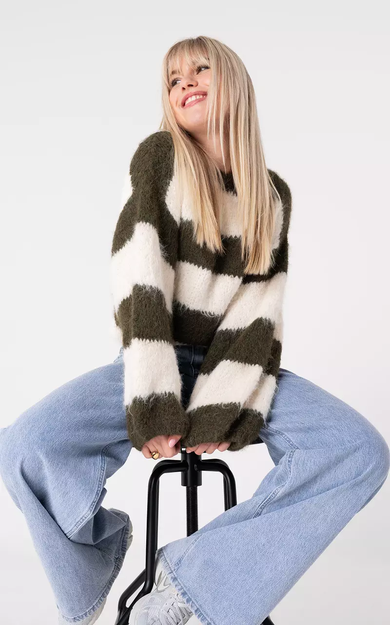 Pullover mit Rundhalsausschnitt Dunkelgrün Creme