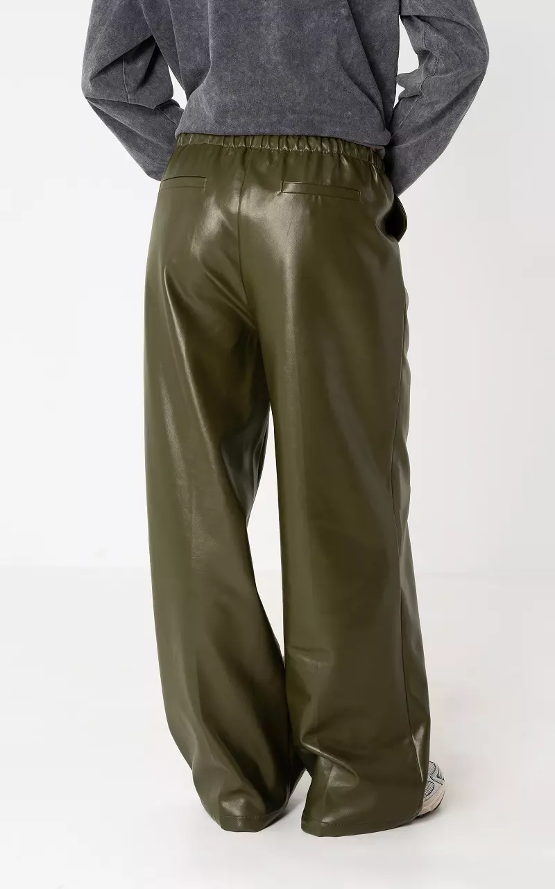 Leather look trousers Green