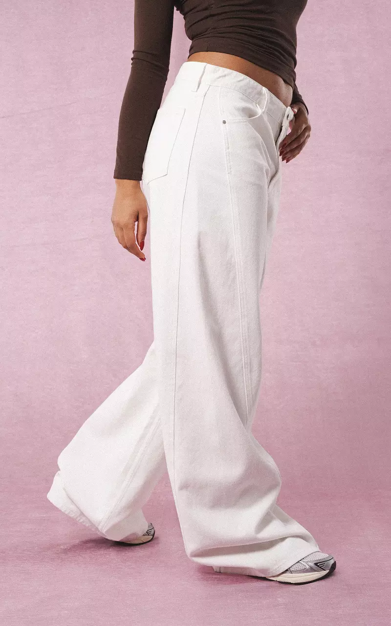 Wide straight jeans White