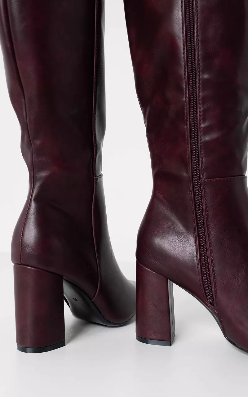 High-heeled boots Bordeaux