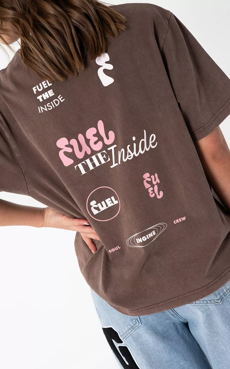 Shirt with a round neckline Brown