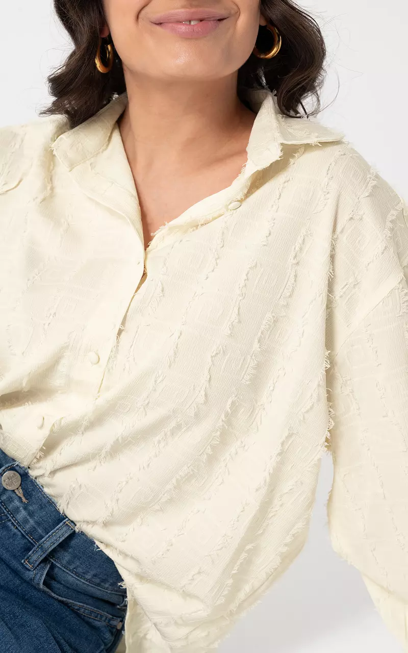 Blouse with buttons Cream