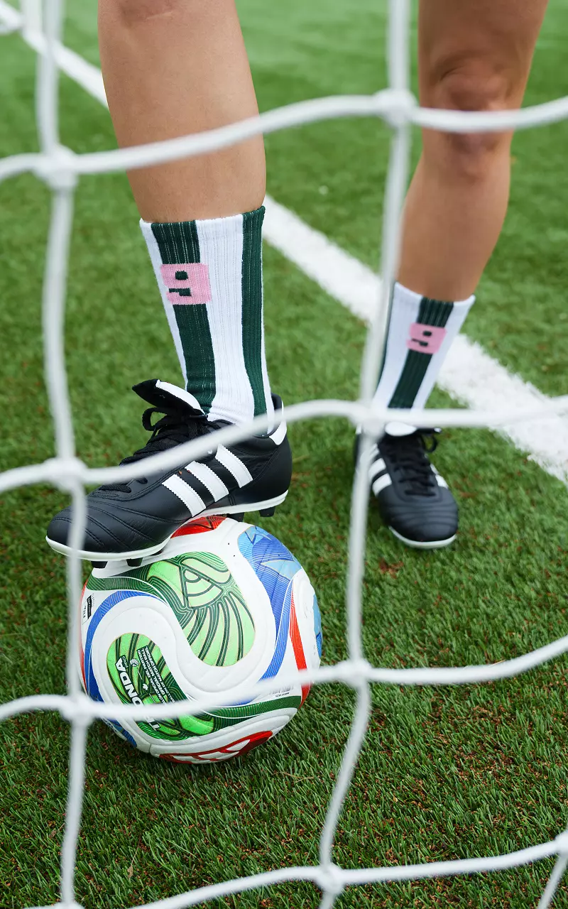 War S*cks socks Dark Green White