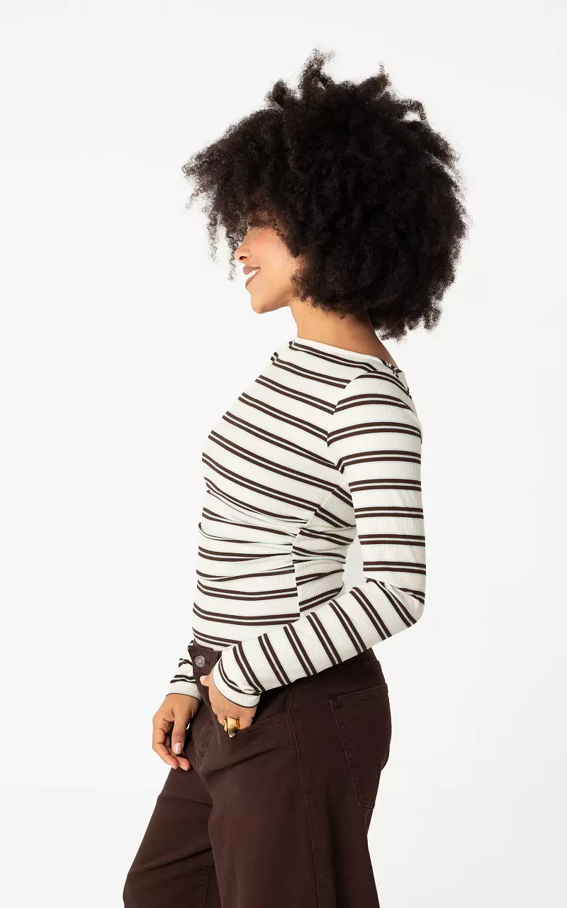 Top with boat neck White Brown