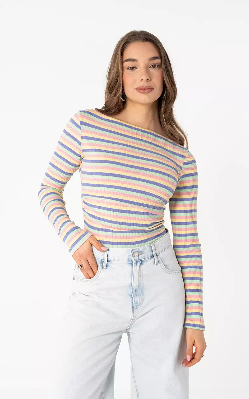 Top with boat neck Purple Pink