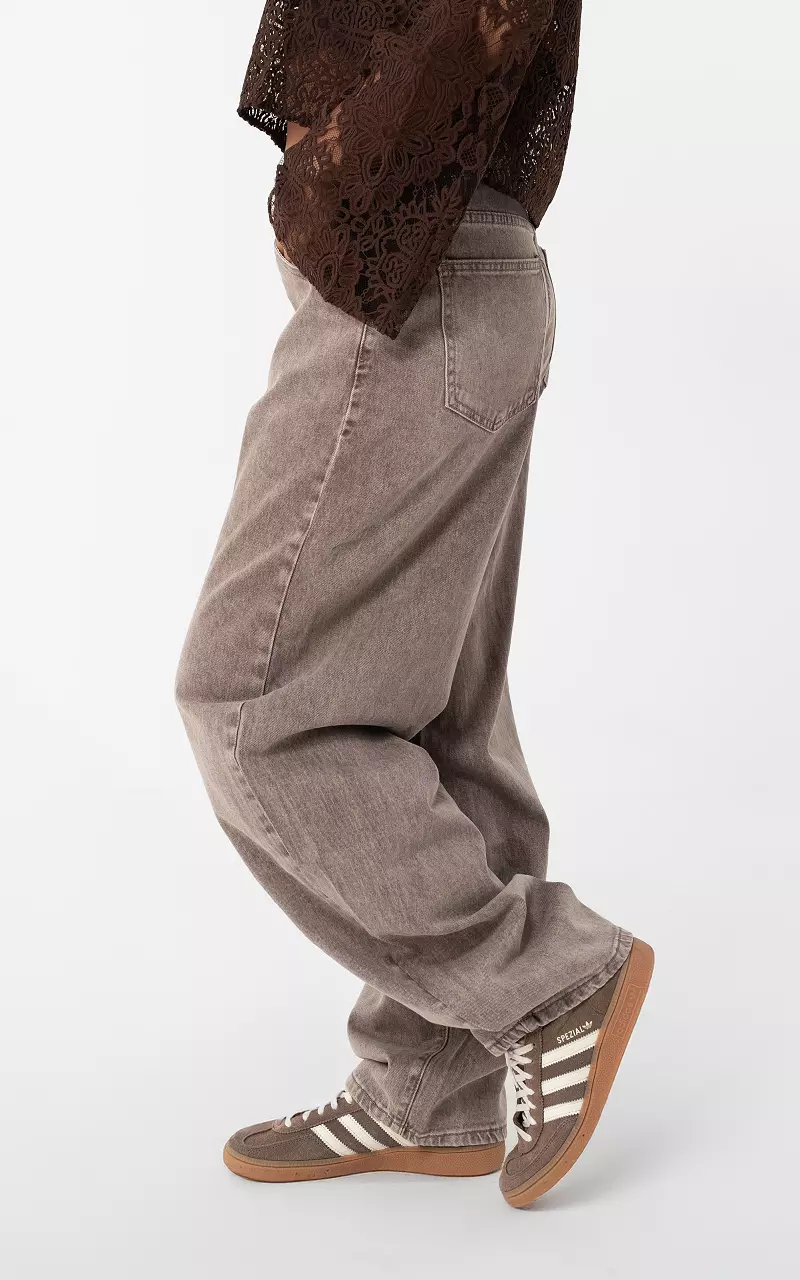 Balloon Fit Jeans Taupe