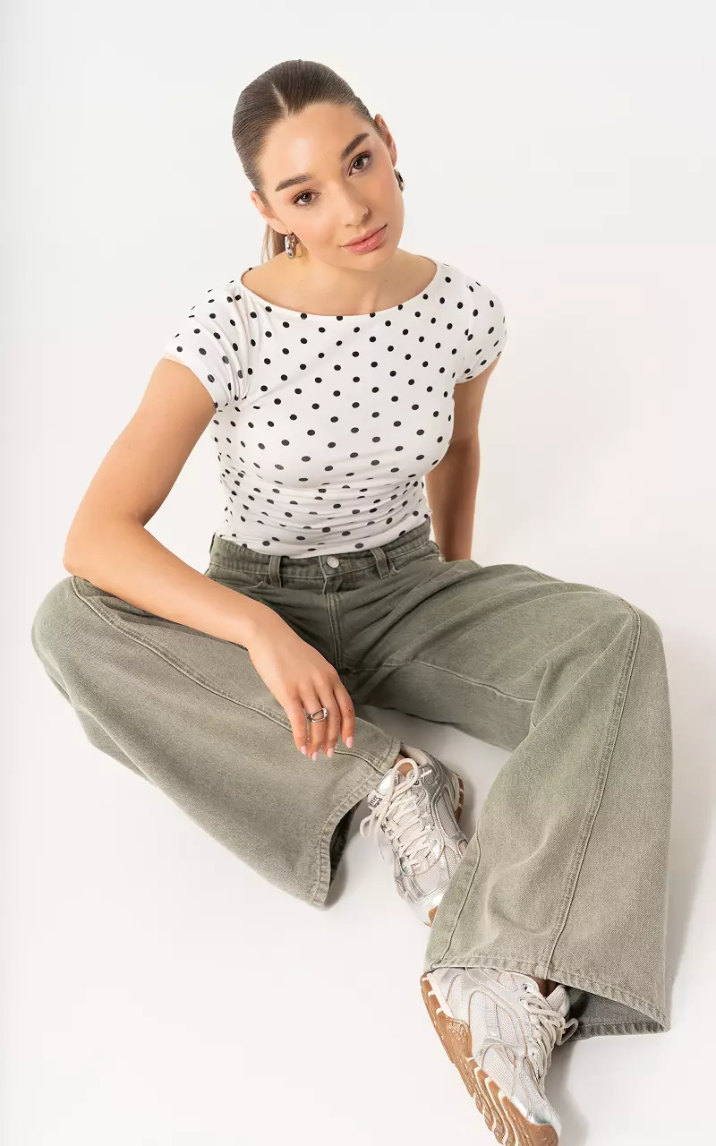 Top with dots White Black