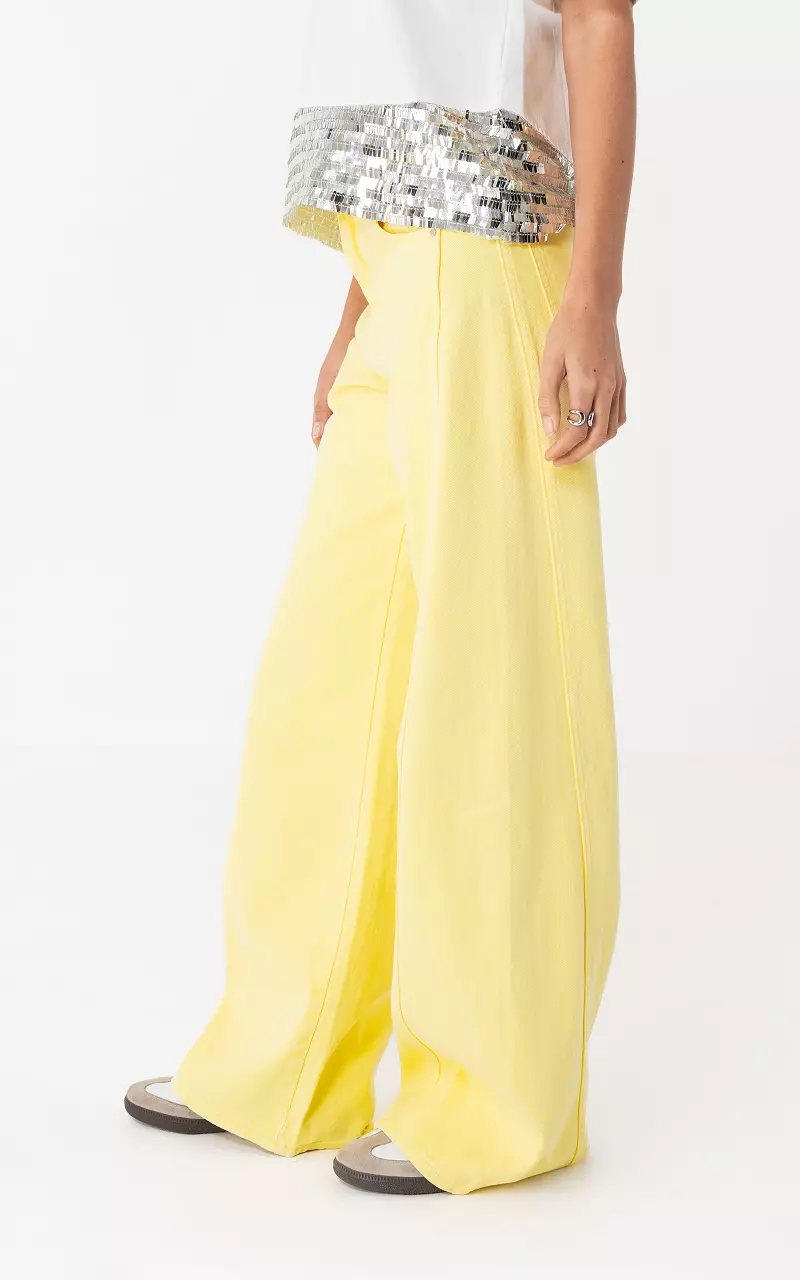 Wide leg jeans Lichtgeel