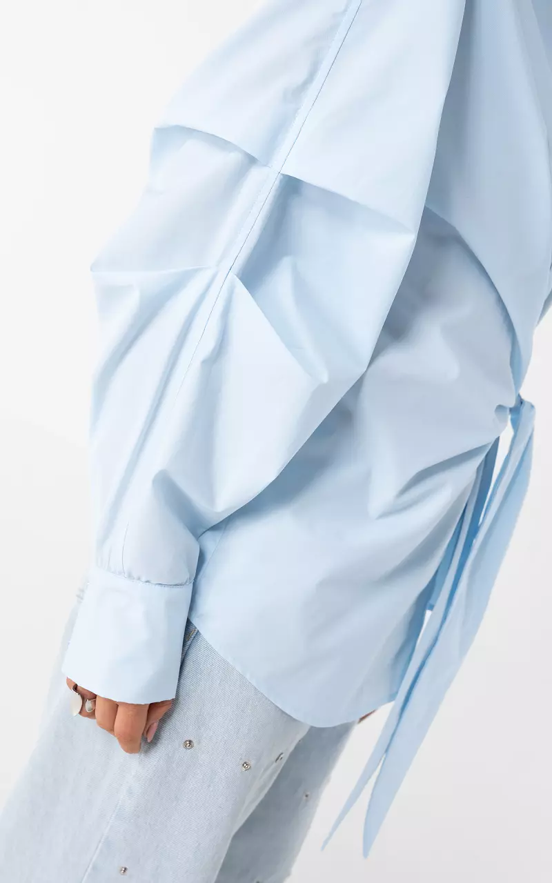 Bluse mit Schleifchen Hellblau