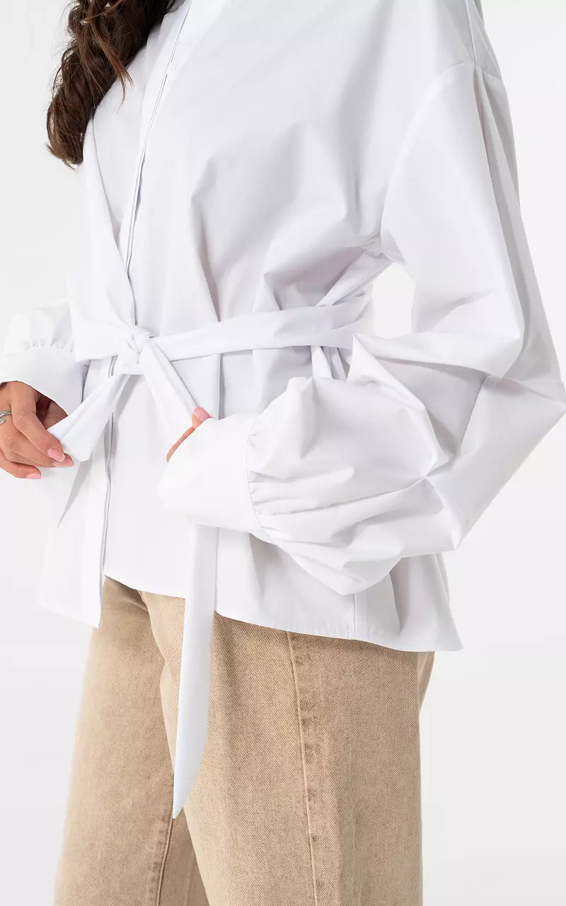 Bluse mit Schleifchen Weiß