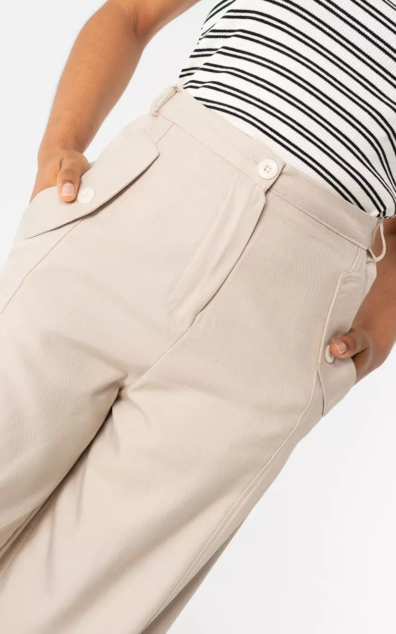 Flexible cargo trousers Beige