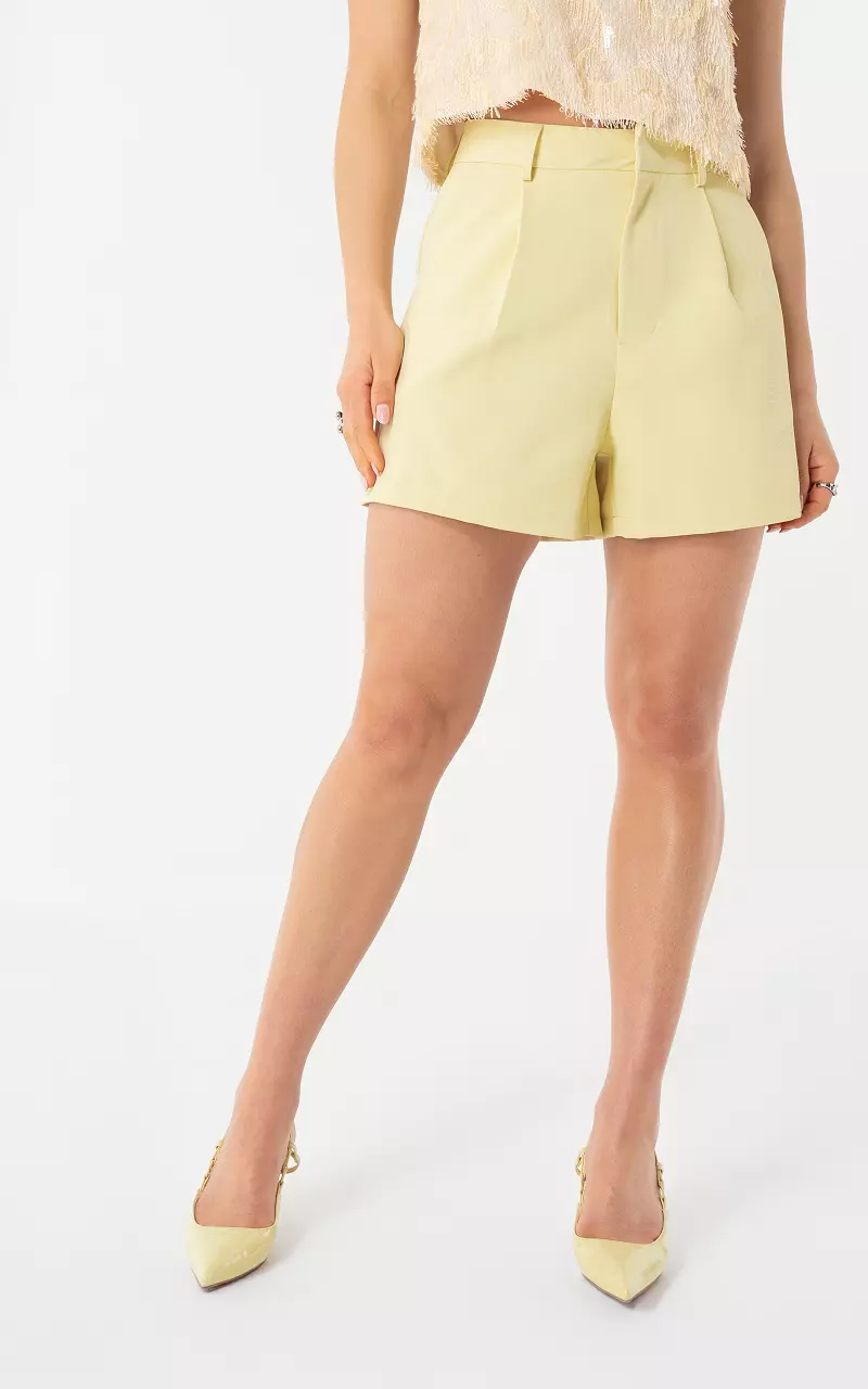 Shorts #107677 Hellgelb