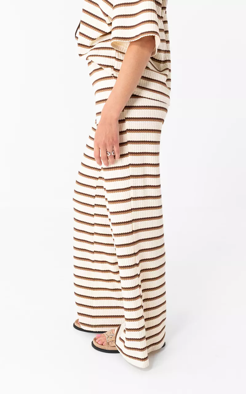 Hose mit Struktur Creme Braun
