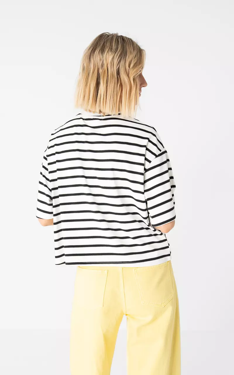 Boxy Shirt Weiß Schwarz