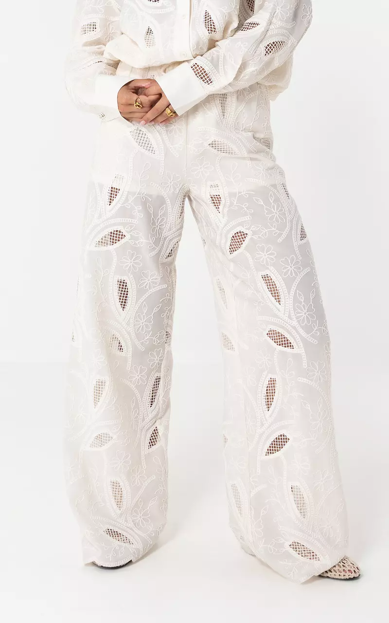 Paisley trousers Cream