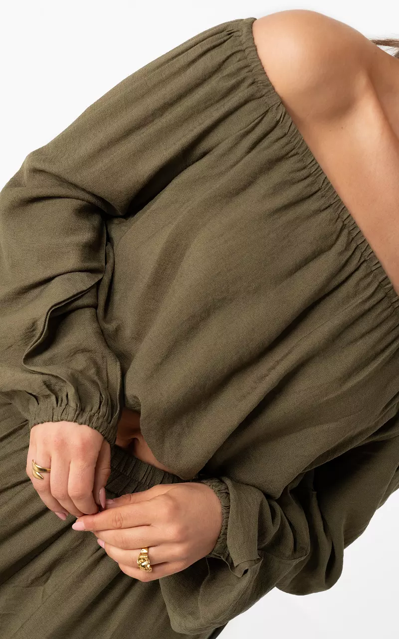 Off-Shoulder Top Kaki