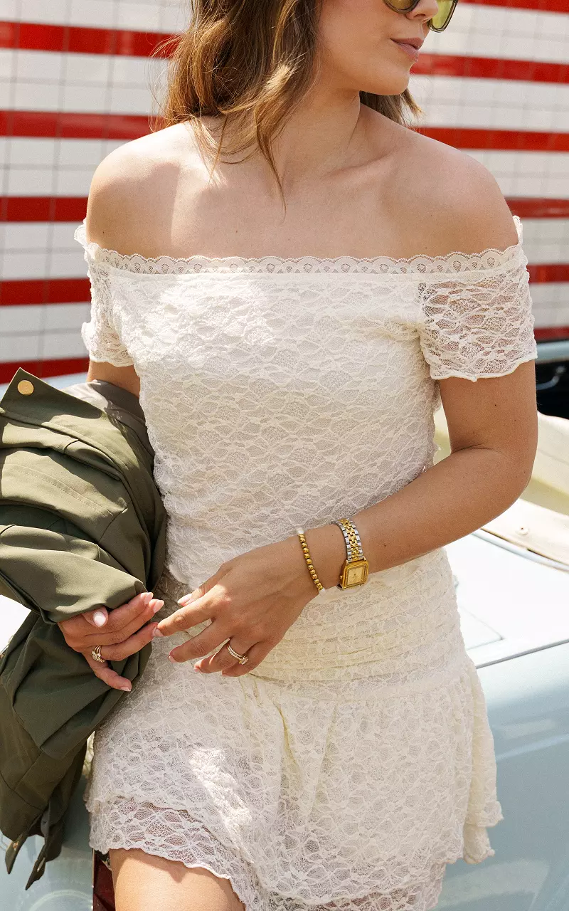 Off-shoulder top Cream