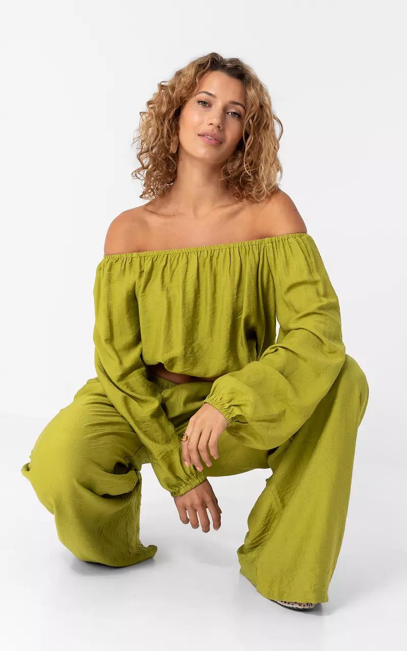 Off shoulder top Groen