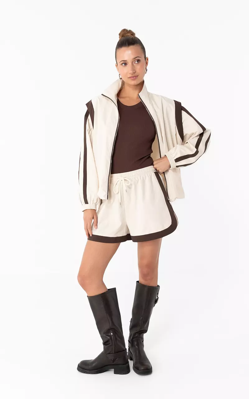 Shorts #108433 Creme Braun