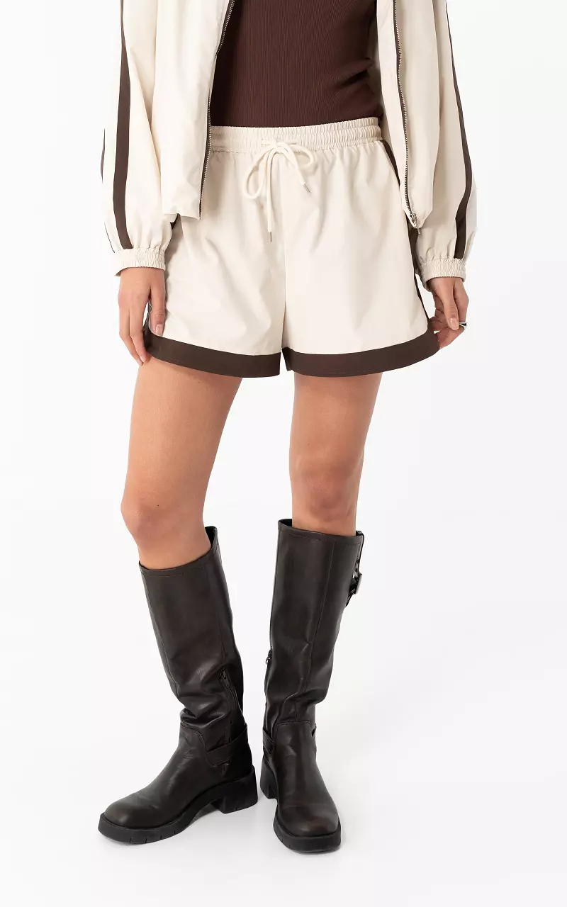 Shorts #108433 Creme Braun