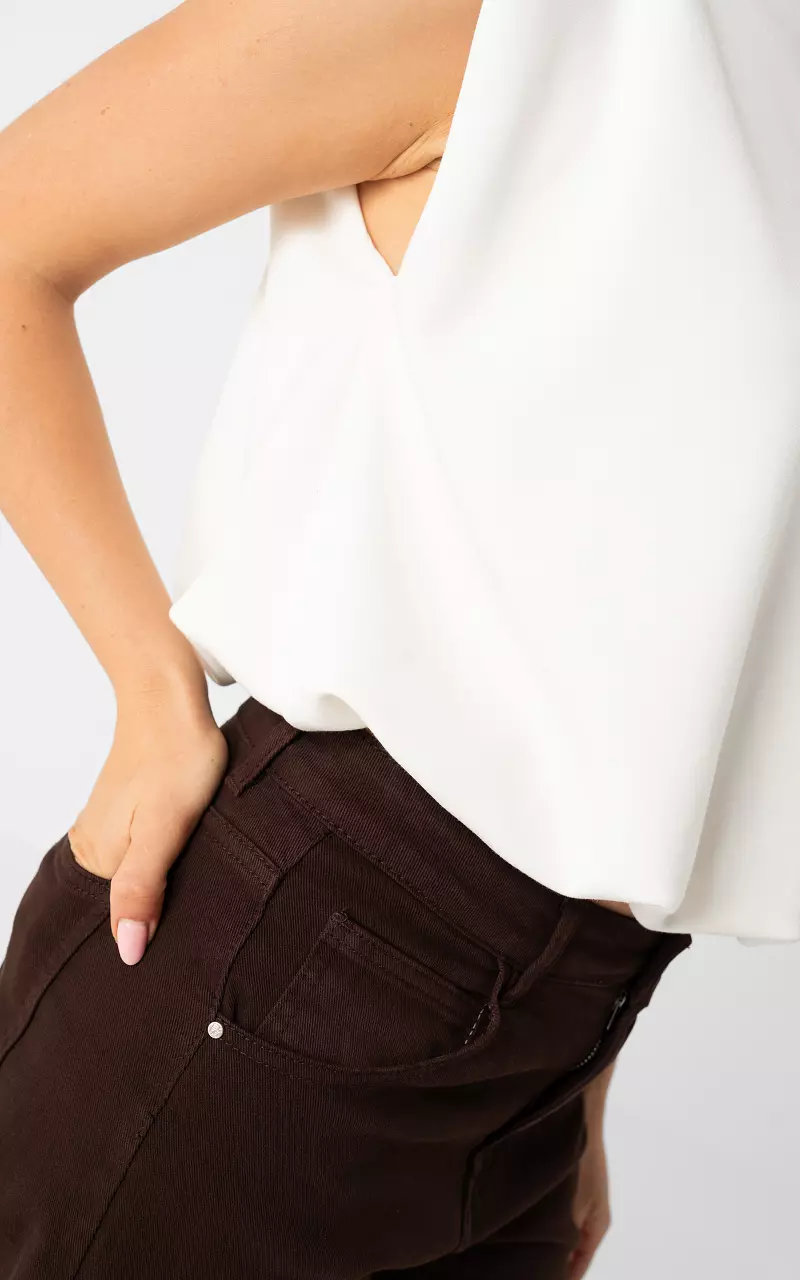 Sleeveless top White