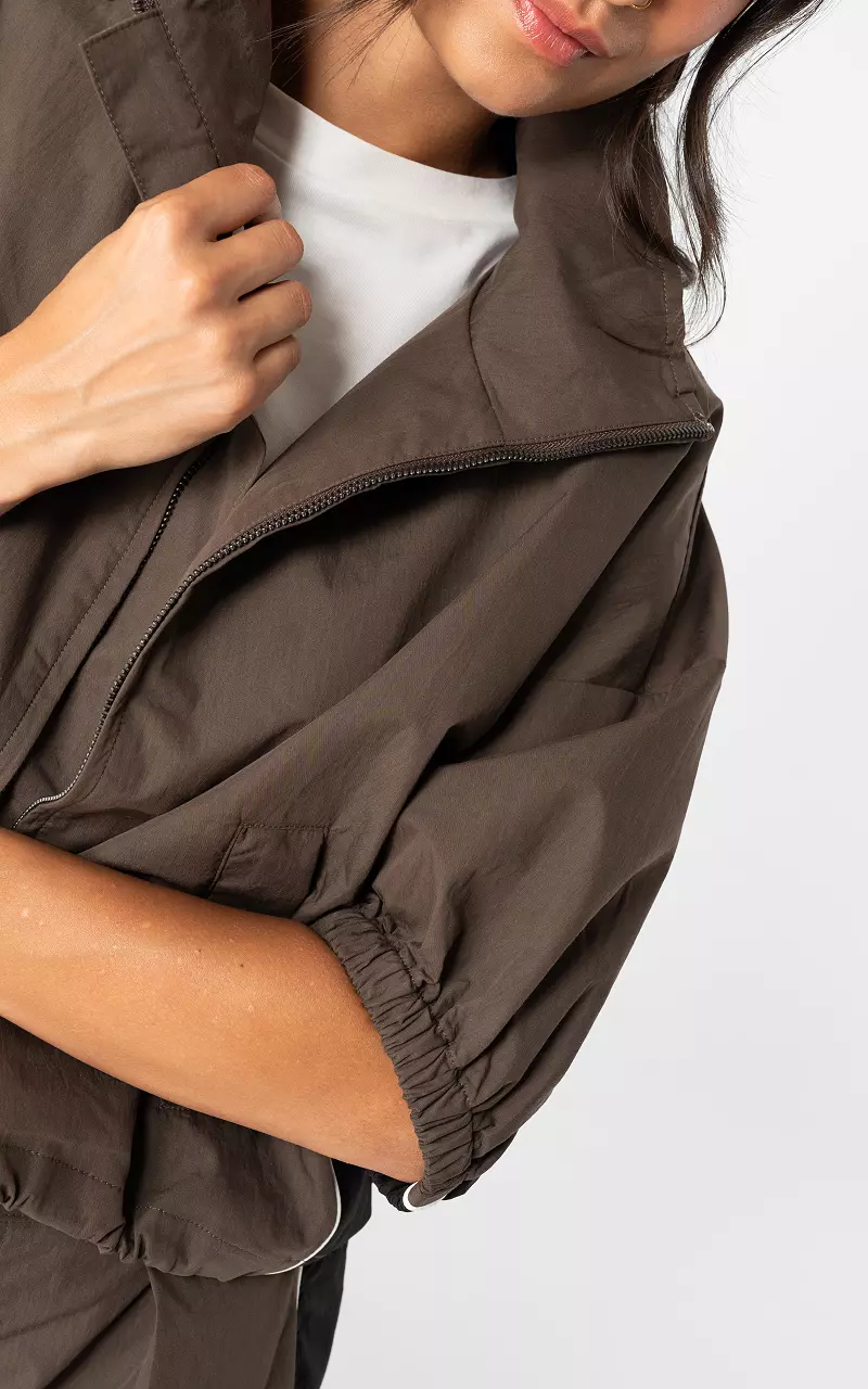 Sportliche Jacke Braun Schwarz