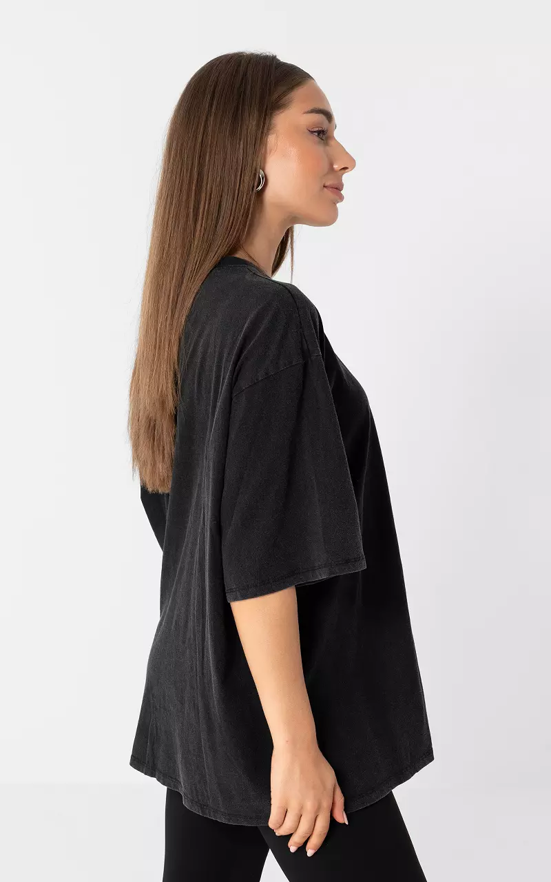Graues Shirt mit verwaschener Optik Grau