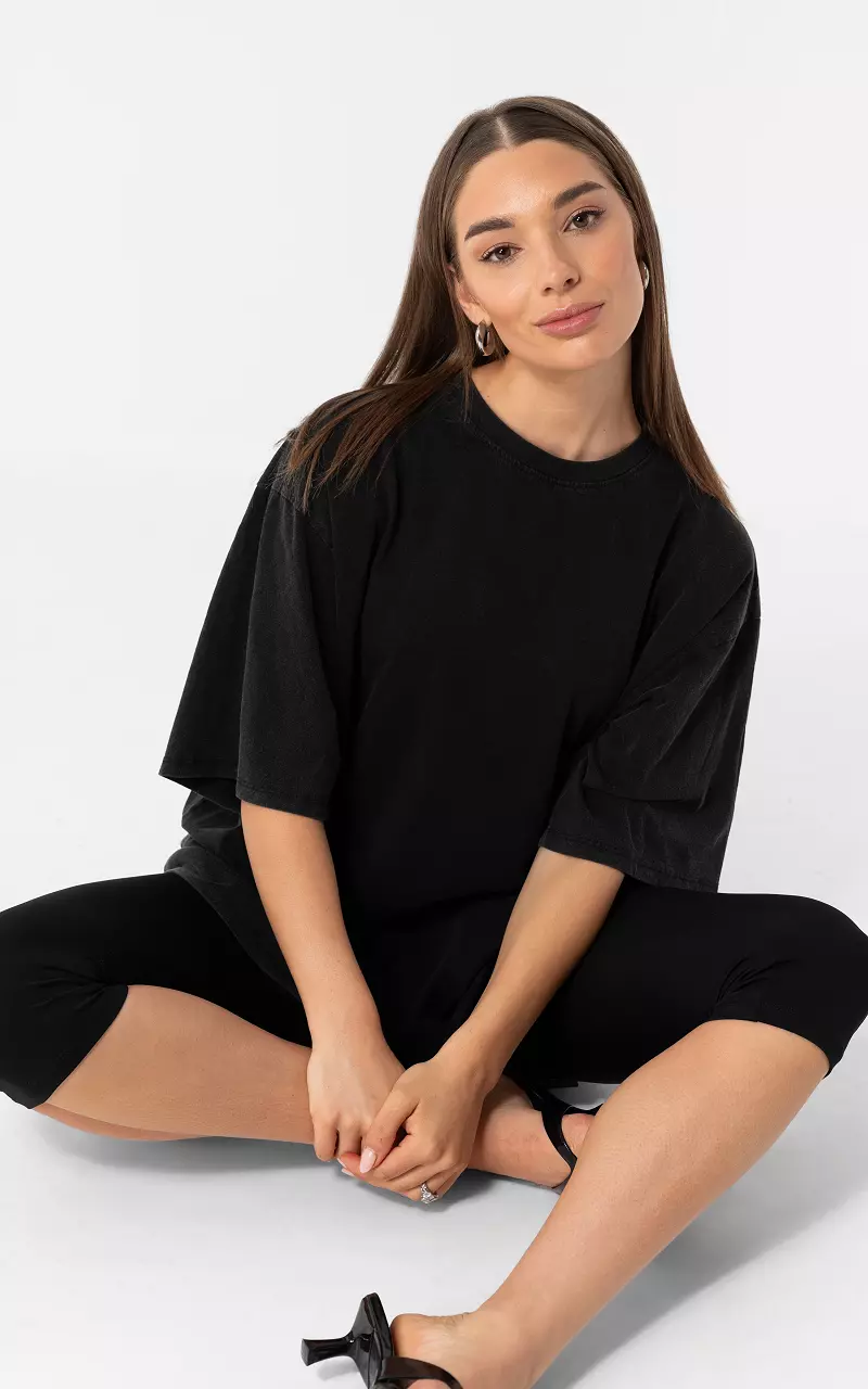 Graues Shirt mit verwaschener Optik Grau