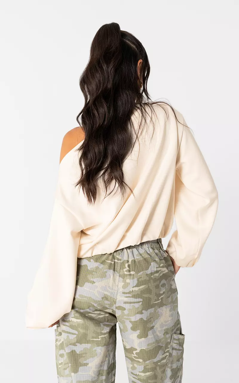 Pullover mit U-Boot-Ausschnitt Creme