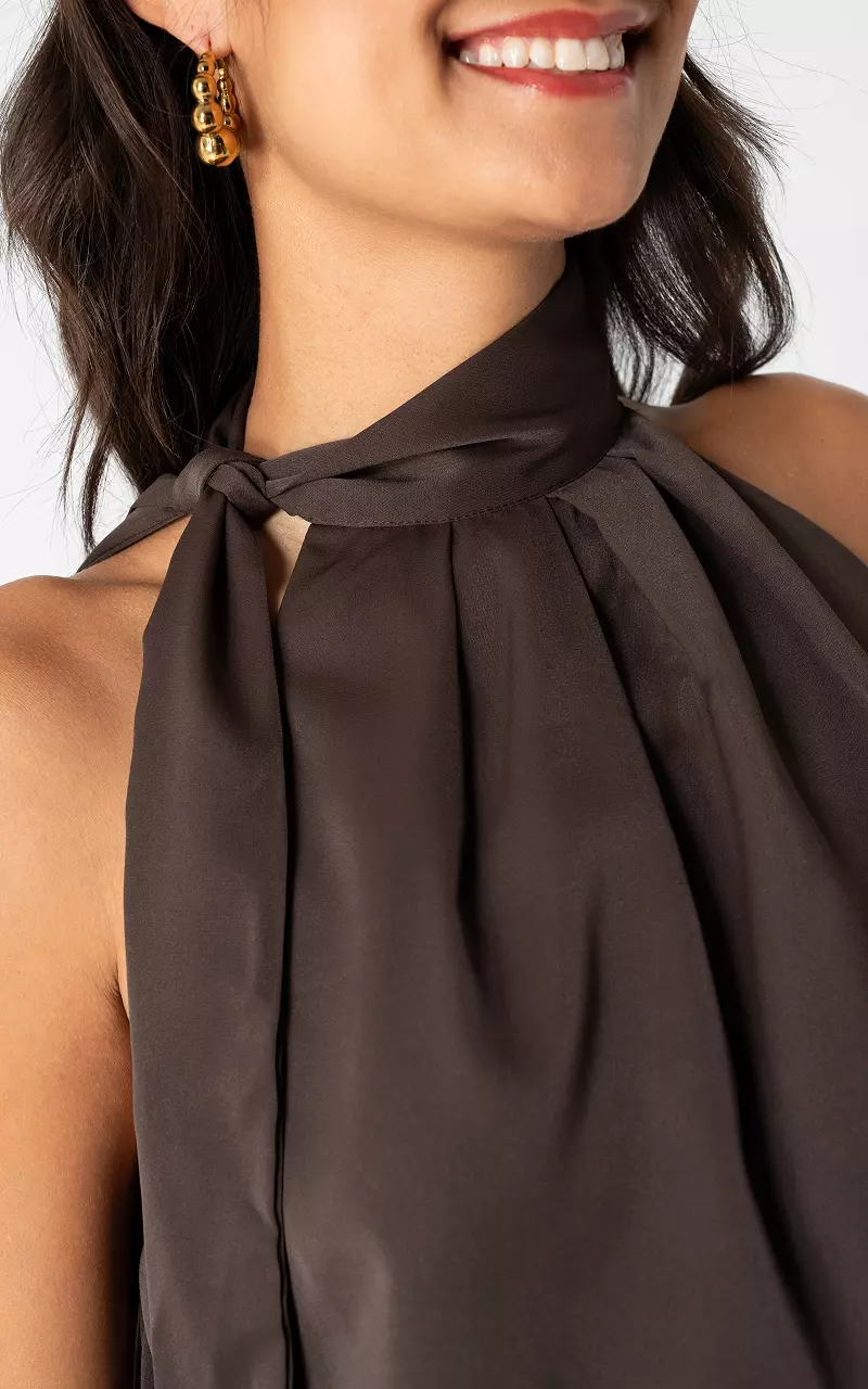 Cropped Haltertop Dunkelbraun
