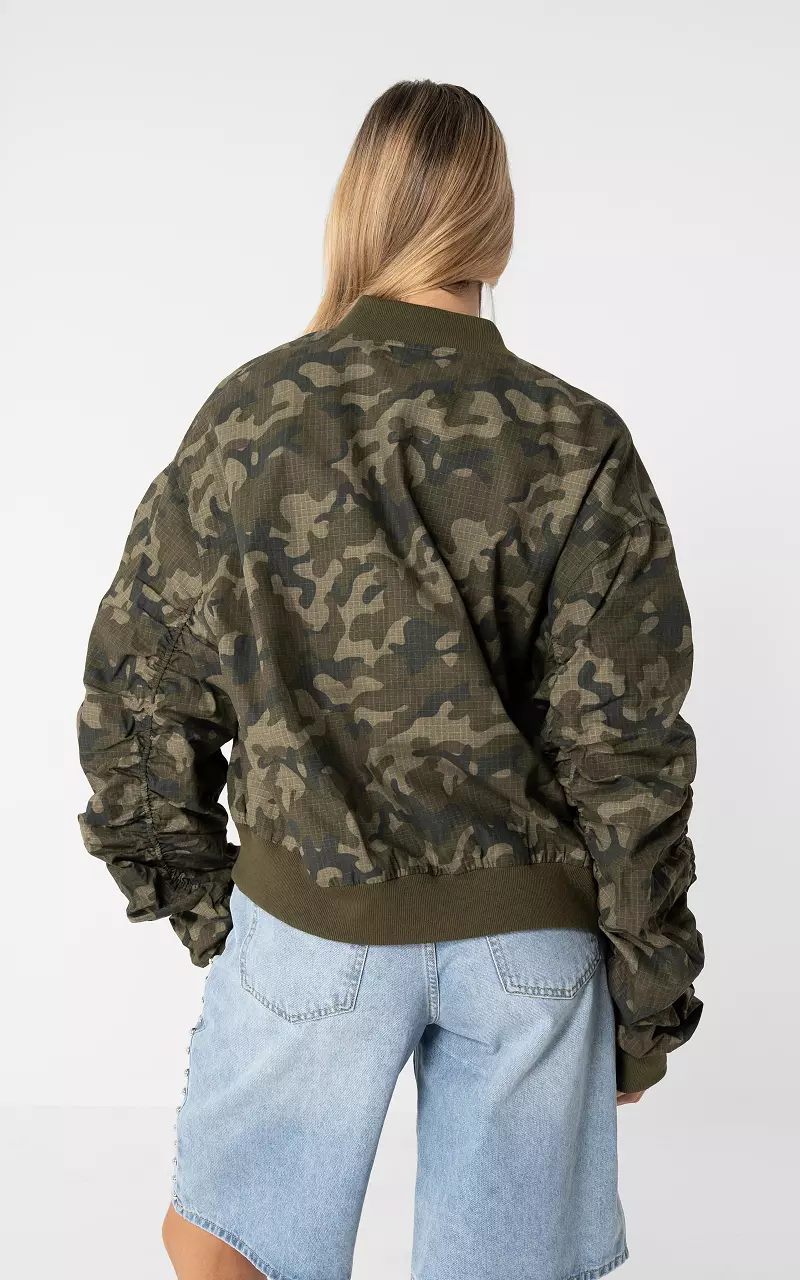 Bomberjacke im Army-Look Camouflage