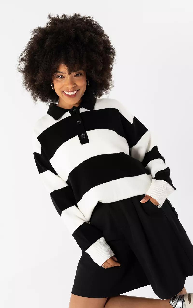 Jumper with collar Black White