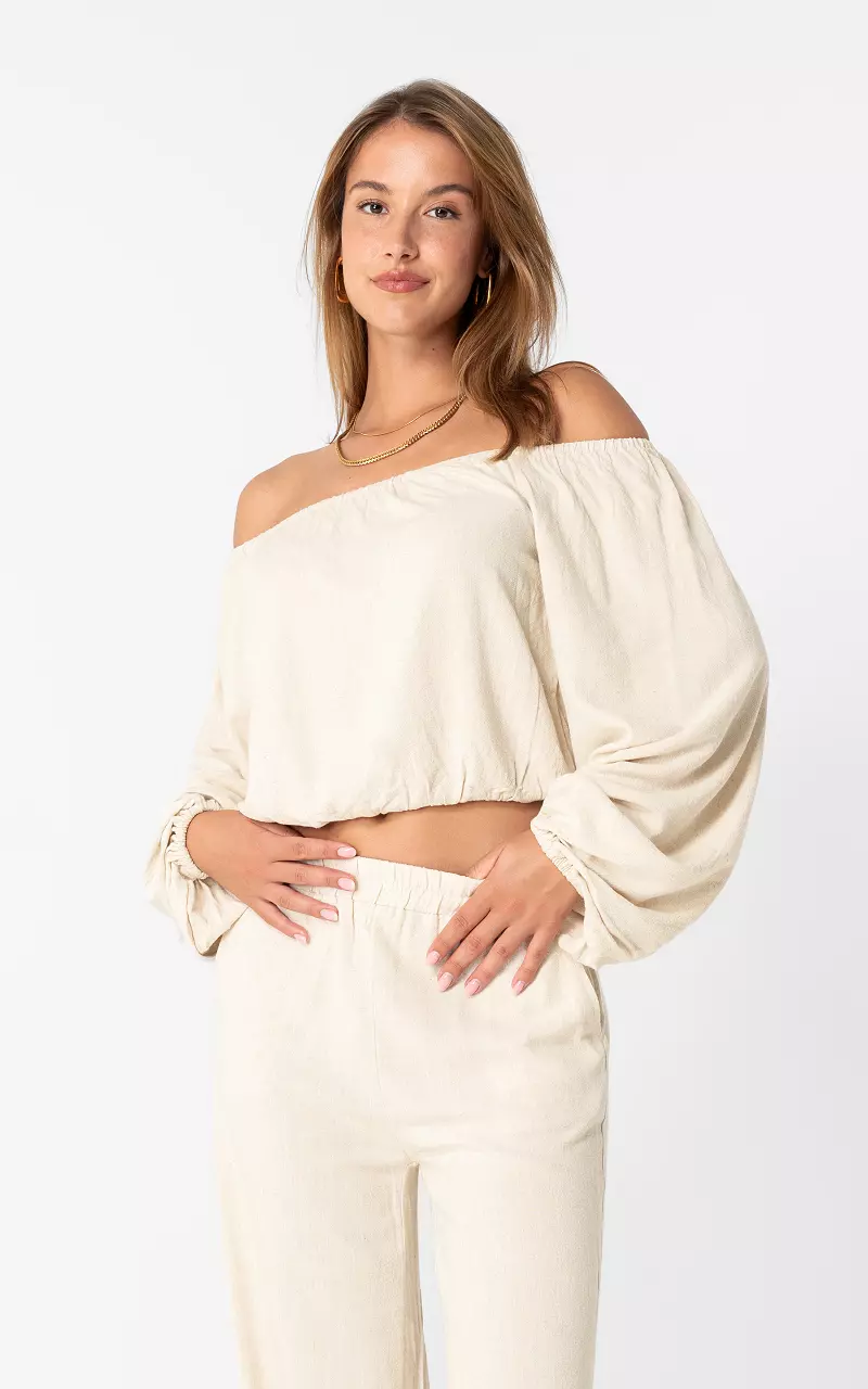 Off shoulder Top Beige