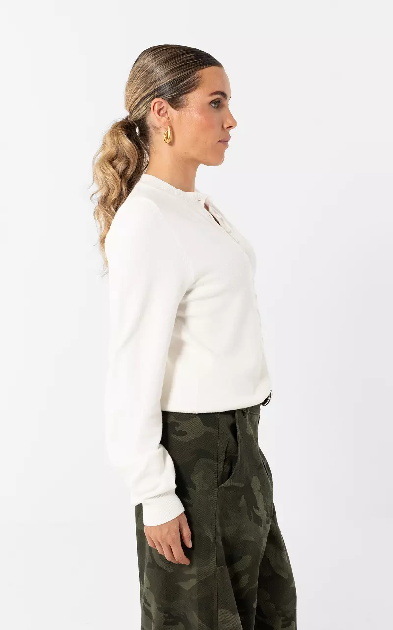 Cardigan with buttons White